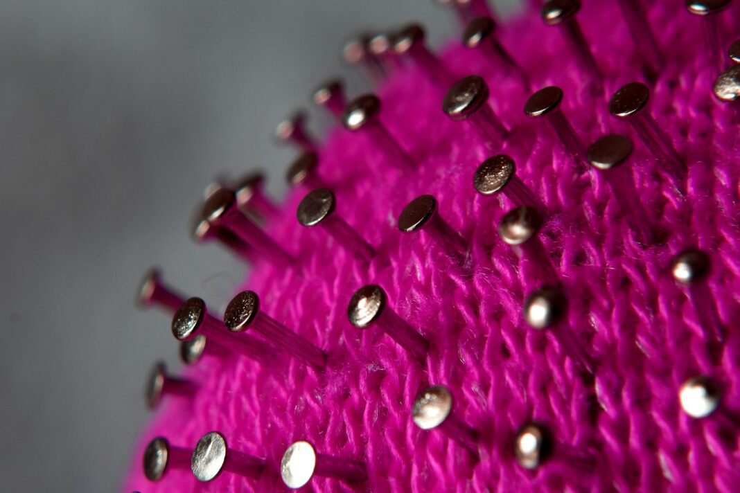 pins-4970277_1920
